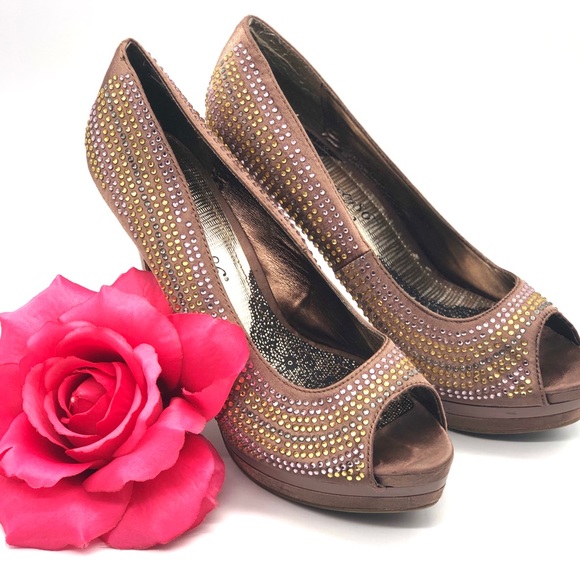 Society 86 Shoes - Society 86 Gem Encrusted Satin Heels size 9